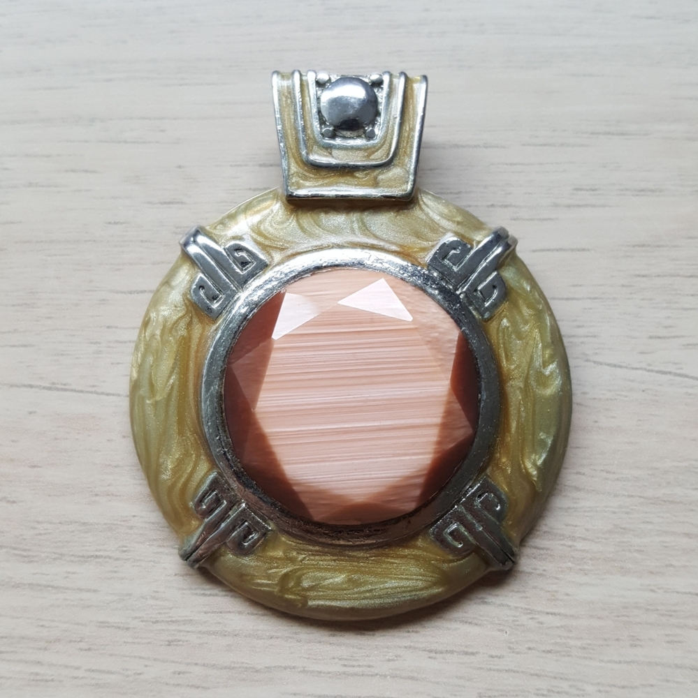Enamel pendant